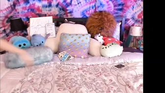 ClaraKitty anxious twins