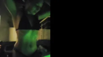 taliamint Mature BBW fucks both holes