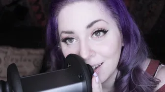 dovey Mother masturbates on skype