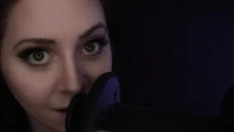 dovey Crazy puppet shows off shaved cunt