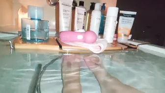 Hannah James aka hannahjames710 onlyfans Black-haired bitch caresses her charms