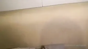 jessicag8081 Beautiful ballerina pulls pussy