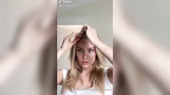 daisykeech Delicious babe caresses intimate places