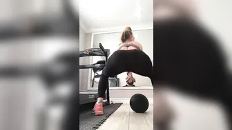 Viking Barbie onlyfans Big breasted passion rubs the body with oil