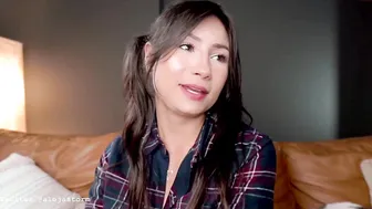 alejastorm Slutty blonde fucks shaved cunt