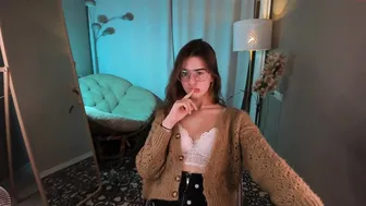 zlata_luna likes to mess with toys