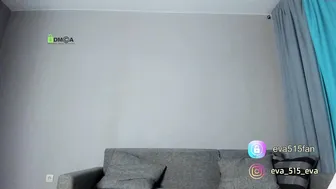 procrastination_ Petite chick fucks herself with toys