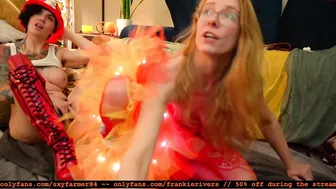 sxyfarmer84 Cute queen gently caresses her pussy