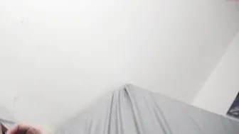 riderkelly Shy babe jerks off her pussy