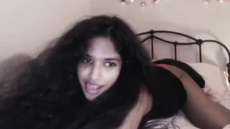 mariyya Lustful bitches jerking off with sex toys