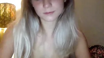 cloconut Busty latina masturbates with a pussy