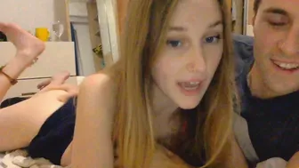 bbubbleboop Crazy chick masturbates both holes