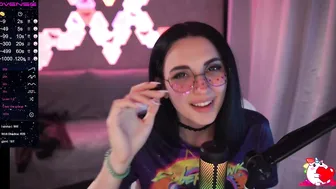 MalinaBo0m  and her attractive pussy