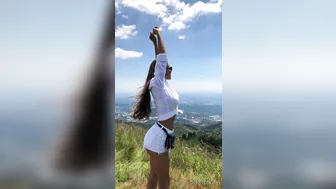 VIKI ODINTCOVA onlyfans Crazy chick spreads legs