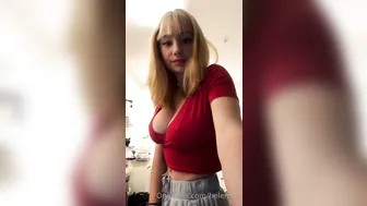 violabo23 onlyfans Young slut masturbating with sex toy