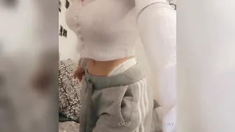 violabo23 onlyfans Juicy bitch caresses the clitoris