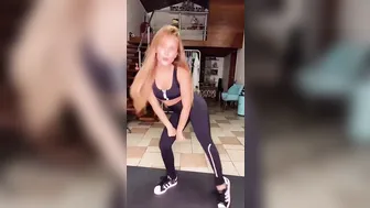 Larissa Manoela onlyfans Cute chick fingering shaved pussy