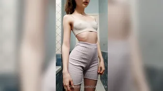 Elfie_cutie onlyfans Juicy chicks caress big tits