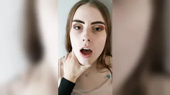 Damania, ur secret girlfriend, slutty pregnant jerking off