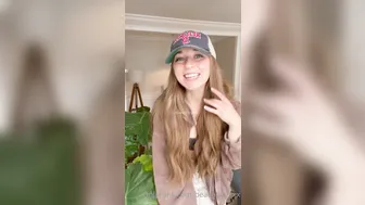 daisydrewuk onlyfans shines pussy and caresses big tits