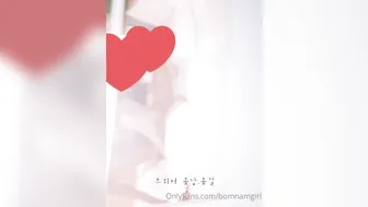 bomgirl7 onlyfans Sweet and attractive babe masturbates