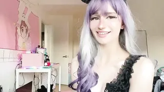 amiiinuu onlyfans Nude chick posing on the couch