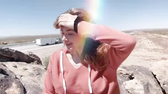 Alexis Kline, thot Chubby mare in honor of the holiday shows its bust