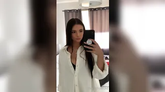 Alexis Griswold, Lexi Griswold, alexisgriswold, lexigriswold onlyfans Busty lady shows off her charms