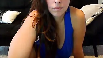 elena_ermie Busty chick masturbates shaved pussy