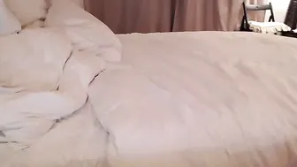 aalliyahh Blonde nymph seduces with curvy tits