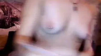 ezraskye girl from naked chat