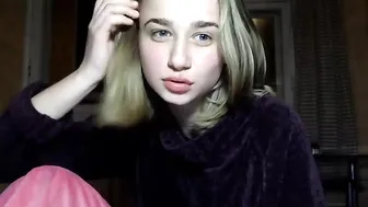 sexwithlelya69 juicy chick and her round tits