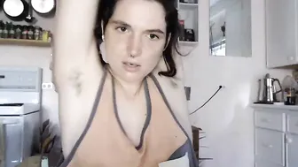 baby_sammy Busty latina masturbates with a pussy