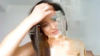 bbyohbbyoh girl with big shapes