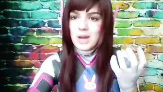 tinylilfae Mature slut shines juicy booty