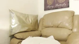 lucy_robert Young bitch fucks both holes