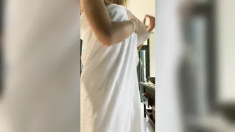 catherine7 onlyfans Busty beauty fucks her cap