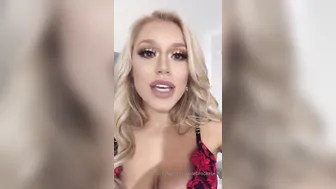 ElleBrookeUK onlyfans Wonderful shlendra masturbates in private