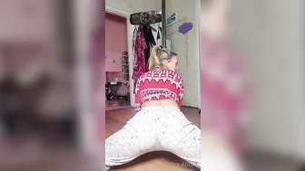 Adira Allure onlyfans A wonderful lady caresses a fantastic body