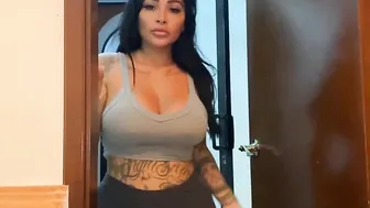brittanya razavi  dildo fucks herself and teases the clit with a vibrator