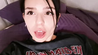 Yummy Yum Yum Tiny presents itself in all its glory.