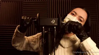 ASMR 18 Patreon Onlyfans  Hot thing gets great tits