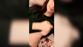Grace, emoskittle, givingyougrace Pretty slut jerks both holes.