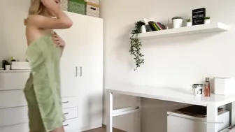 Maddie Grey, maddiegrey,  Gorgeous mare fingering sex toy