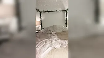 Grace, emoskittle, givingyougrace Cute young lady puts on big tits