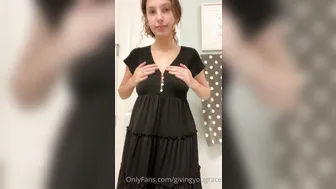 Grace, emoskittle, givingyougrace Beautiful chick jerks off her cunt