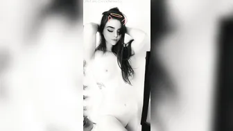 Ashe Maree onlyfans Exciting Shmara furiously fucks a point