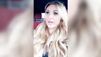 Ella Silver onlyfans Flirtatious passion masturbates both holes