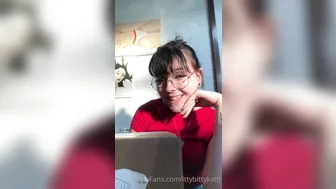 Feya Fern (feyafern aka Ittybittykath) onlyfans Harsh woman caresses her breasts