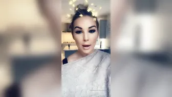 Amber Jade onlyfans Charming lady fucks herself with a rubber dildo